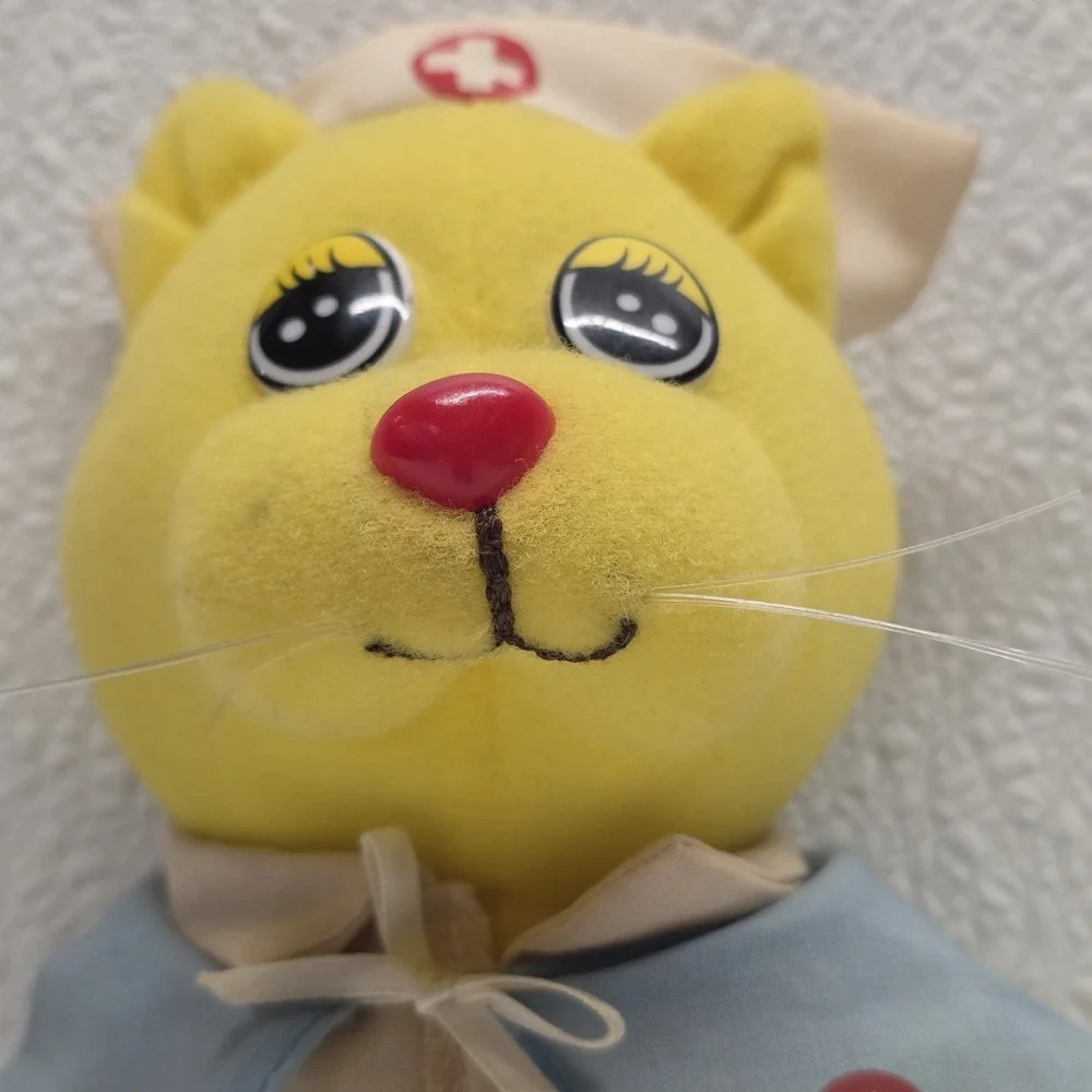 Vintage Tara Kids Kuddlee Dress-Ups Nurse Cat Yellow 7